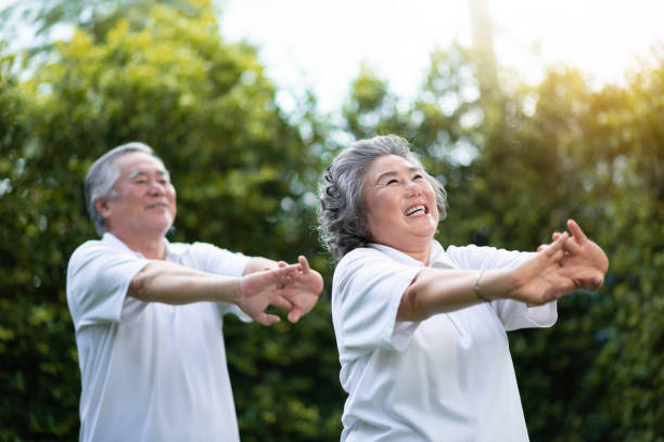 Упражнения для долголетия: эффективные методы поддержания здоровья и активности на протяжении всей жизни